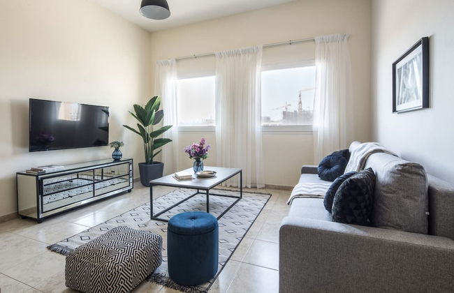 Top Rank 2BR in Trendy Jumeirah Village Triangle! - Photo 12