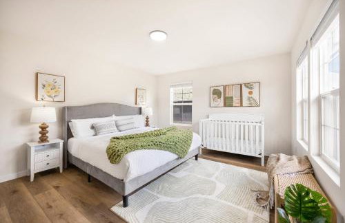 Newly Remodeled Hilltop 4B Retreat with Gym - Foto 5