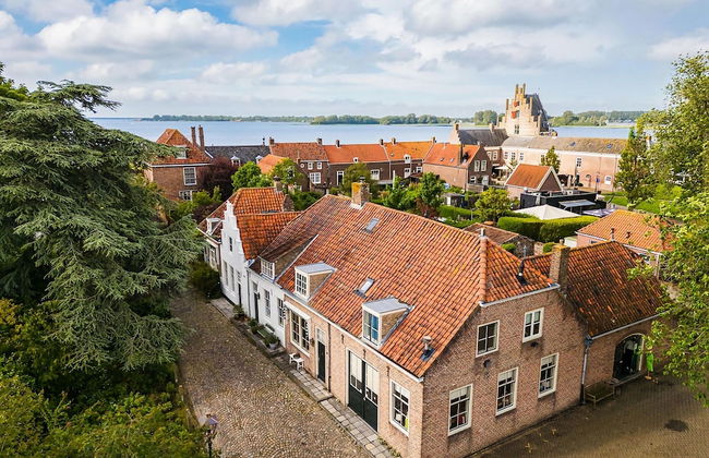 Cosy Holiday Home in Veere Near Lake - Photo 1