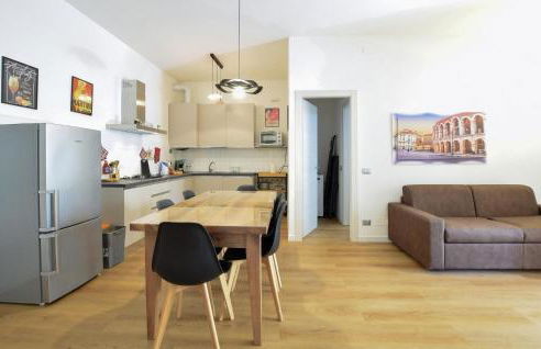 Gorgeous Apartment In Ospedaletto Di Pescant - Foto 5