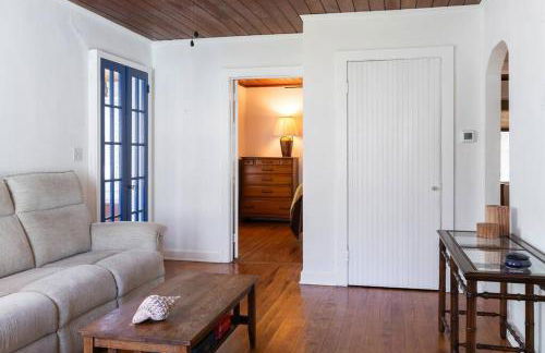 1mi to Beach Jungle Bungalow 1 acre with Pool - Foto 35