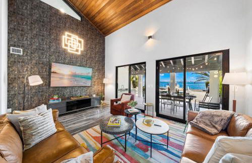 Best Bayfront View Villa with Heated Pool - Foto 25