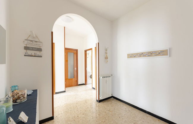 JOIVY Family Flat W/Terrace & Parking Near Beach - Foto 17