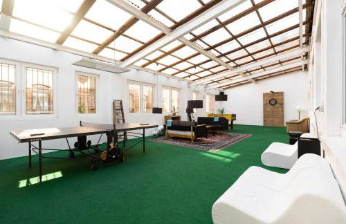 230 m2 Loft mit eigenem Wintergarten mit Tischtennis & Dart, kostenloser Parkplatz - Foto 1