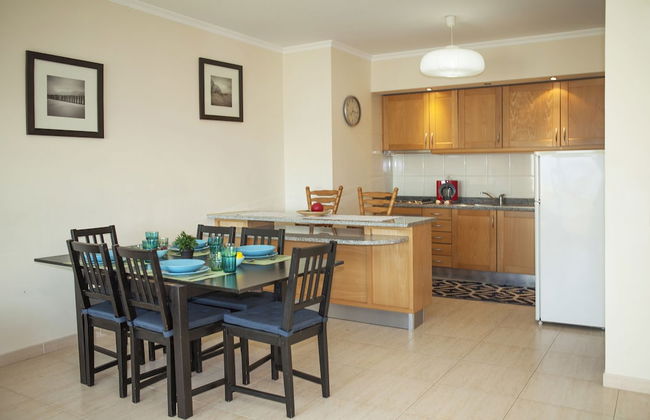 B44 - Alto do Quintão Central Apartment - Photo 9