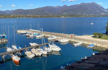 Pura Vida Deluxe - Front Lake View Garda - Photo 25