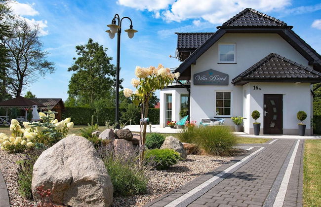 A Luxury Villa in a Seaside Village.living Room, 2 Bedrooms, 2 Bathrooms, Garden - Photo 22