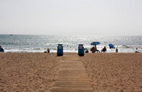 Apartamento junto al mar Los Marineros con acceso independiente por terraza - Photo 45