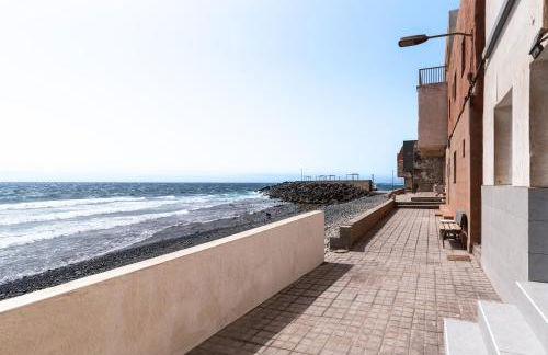 Home2Book Stunning BeachFront Apt, Pozo Izquierdo - Foto 23