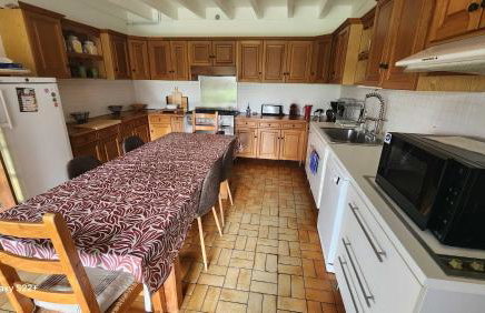 Spacious house with large garden in Valdivienne - Foto 5