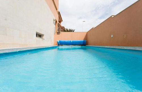 Modern House With Private Swimming Pool - Foto 24