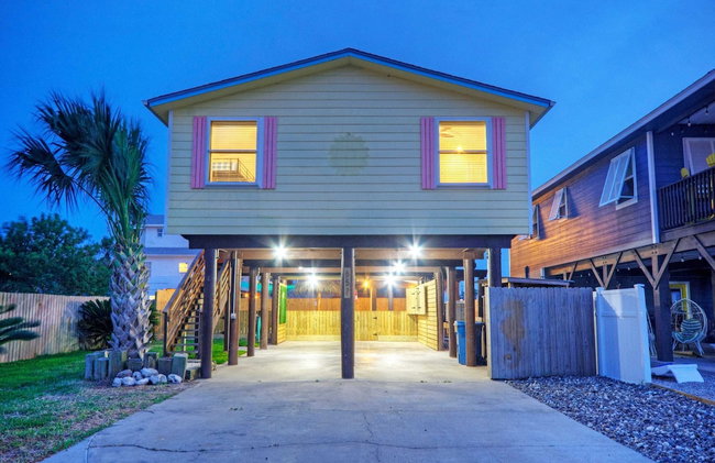Private Pool, Yard, Deck, by the Nature Preserve! Tipsy Flipper by Avantstay - Photo 69
