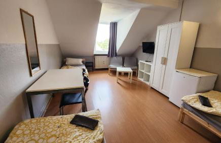 Moderne Studio Apartments und 120qm Wohnungen in Oberhausen, ideal für Geschäftsreisende und Monteure - Foto 9