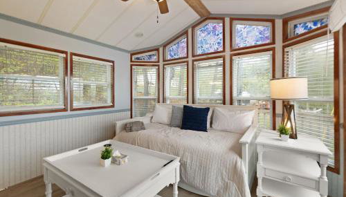 Premium Cabin with Pasture Views & Private Hot Tub - Foto 3