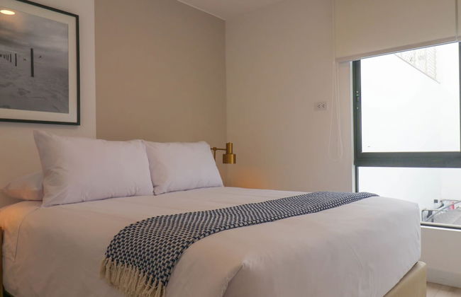 w Sophisticated 2BR With Balcony in Miraflores - Photo 19