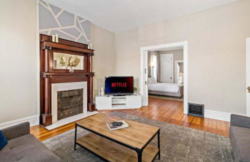Pet-Friendly Benton Park 1BR Apt with Private Backyard - Foto 6