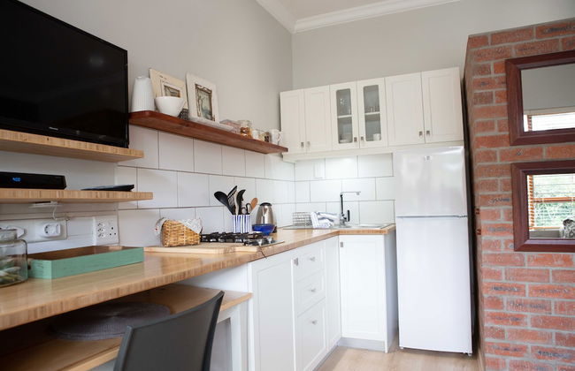 Theebos Anneline's Self Catering Apartments - Photo 8