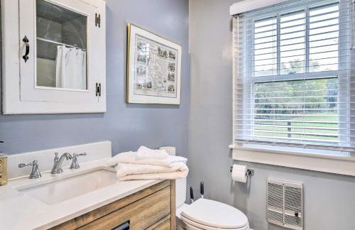 Restored 1920s Cottage on 1 Acre with Fire Pit - Foto 13