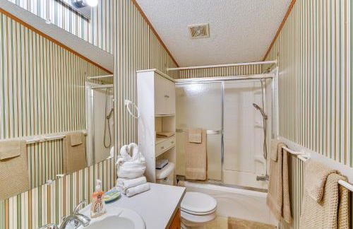 Waterfront Home with Boat Slips in Northern Michigan - Foto 21