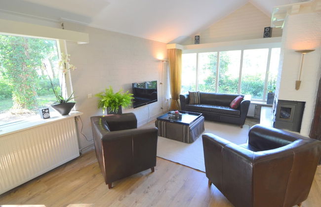 Holiday Home in Haaksbergen by Lake - Photo 8