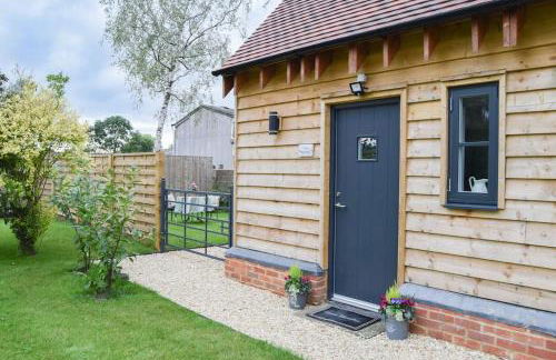 New Luxury 1-bed House nr Bicester Village - Photo 8