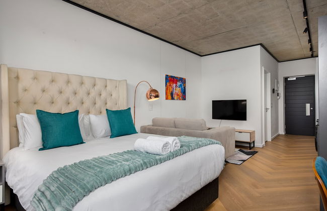 Bridgewater One Luxury Apartments - Photo 33