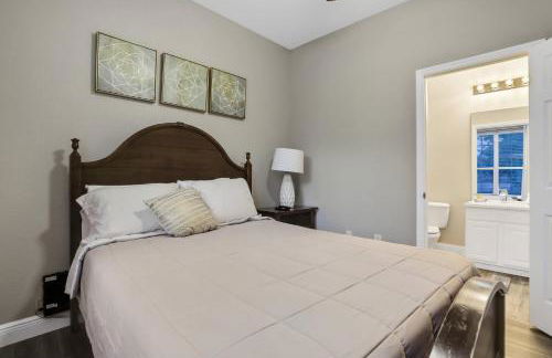 Elegant Townhome w Water Park near Disney Parks - Foto 11