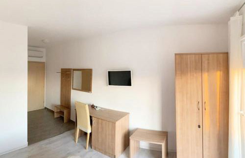 House Natali 70m from the beach - free EV top up - Photo 35