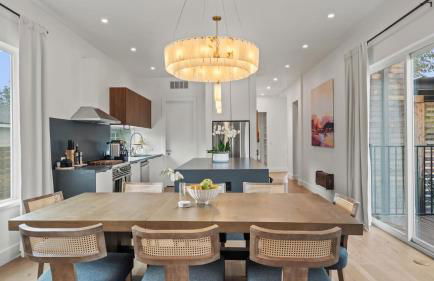 Brand New Low-Allergen Retreat with Hot Tub - Foto 18