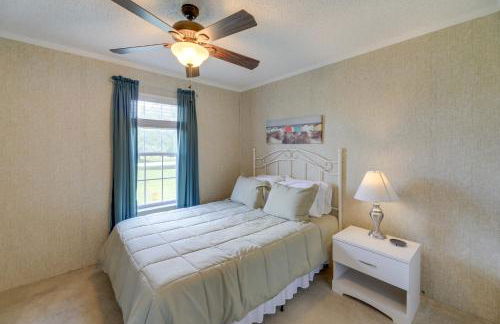 Family Home and Fire Pit and Deck, 11 Miles to Beach! - Foto 22