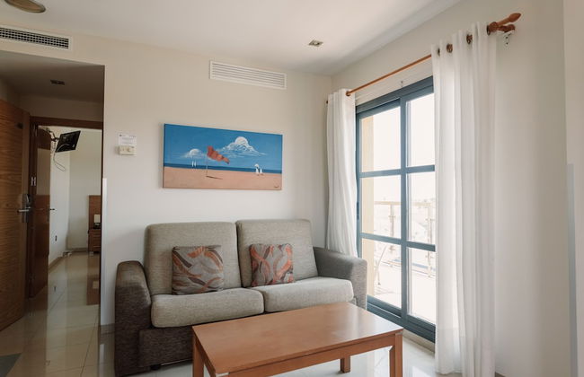 Aparthotel Bahía - Photo 30