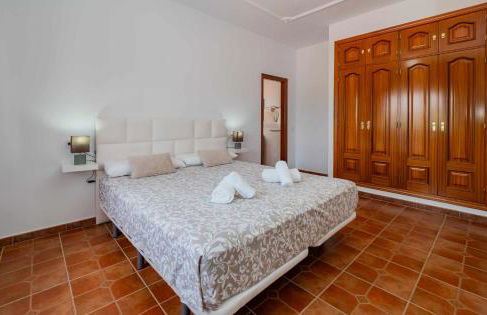 Villa Blanca Málaga - Private Villa - Heated Pool - Photo 25