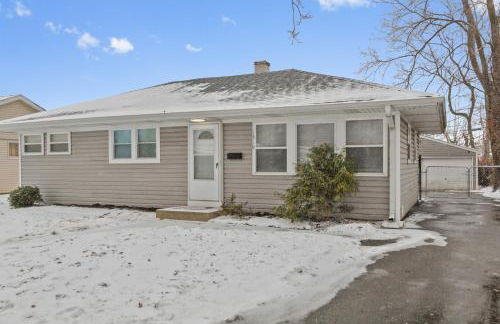 Charming 3 bed 1 story Home near Naval Base - Foto 10