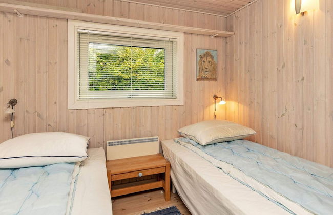 6 Person Holiday Home in Farso - Photo 4