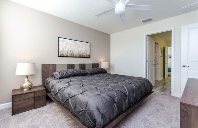 Ultimate 9bed 5Ba Champions Gate - Photo 4