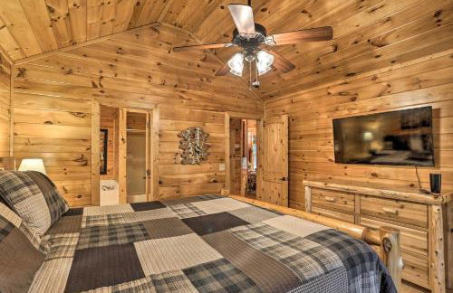 Cherry Lake Lodge with Hot Tub, Fire Pit and Game Room - Foto 18