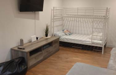 bonito piso zonas 1'5 del centro - Photo 4