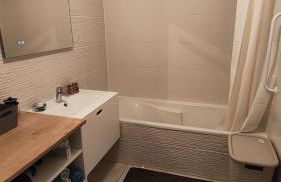 Vue Parlement Européen - Grande terrasse au calme - Tram à 2 min - Parking - Foto 19