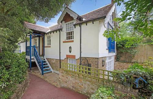 Unique Boathouse, detached free parking x4 cars - Foto 70