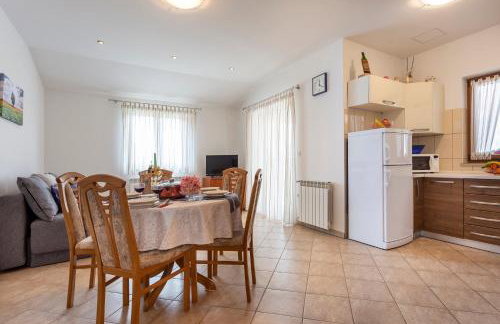 Villa Mirela with a comfortable garden and pool - Foto 33