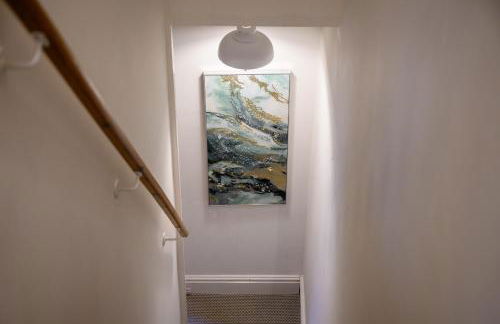 Cosy well-connected 3-bed house - Photo 27