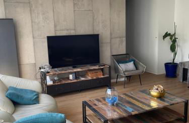 Appart spacieux 6 pers proche centre ville et gare Laval - Parking privé securisé - Photo 9