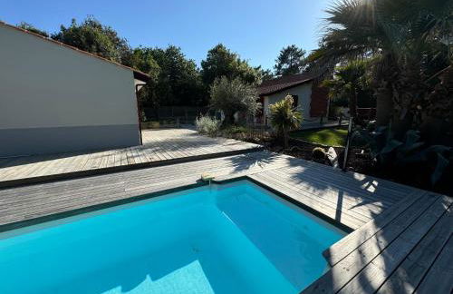 Le Chai de l'Océan - Villa Soulacaise plage à 100m Piscine Jardin 1400m2 - Foto 2