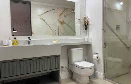 ENB1129 Flat Super Moderno com AC no Centro de SBC - Foto 7