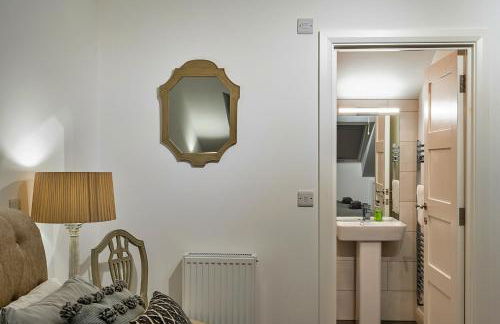 Finest Retreats - Brunels Reach - Photo 22