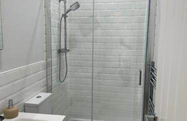 Ocean View Suite - Near Hythe - On Beach Seafront - Private Parking - Photo 11