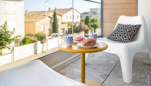 SOUTH-OF-FRANCE T2 neuf haut de gamme, climatisé, parking gratuit, 2eme ligne balcon 3 - Foto 2