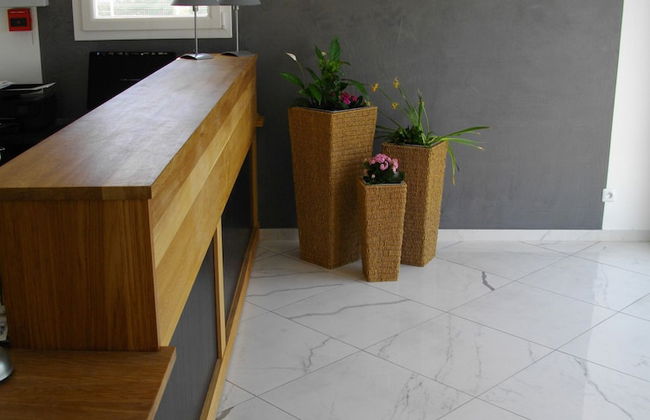 Residella House - Photo 2