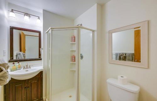 River Views and Fire Pit Cozy Soldotna Apartment! - Foto 14