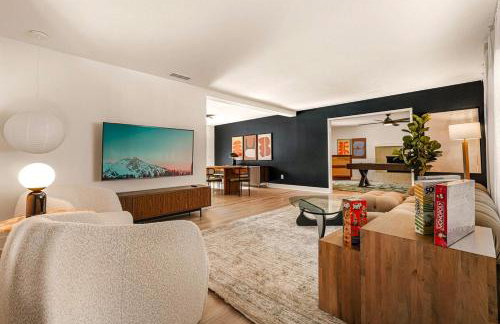 5BR Fun Haven Pool Mini Golf Movie Game room - Foto 2